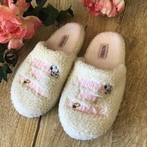Peanuts Sherpa Slippers